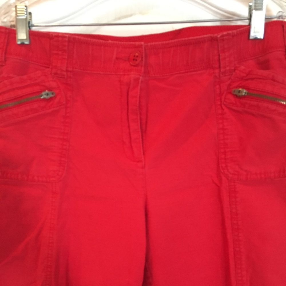 Capris!
